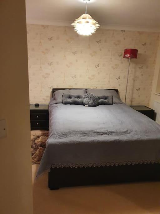 Beautiful Ensuite Room Веллингборо Экстерьер фото