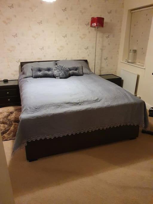 Beautiful Ensuite Room Веллингборо Экстерьер фото